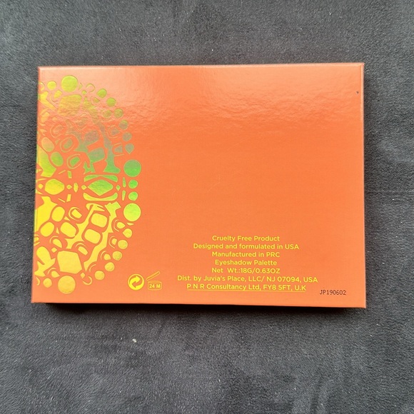 Juvia’s Place Nubian 3 Coral eyeshadow palette - Picture 3 of 3